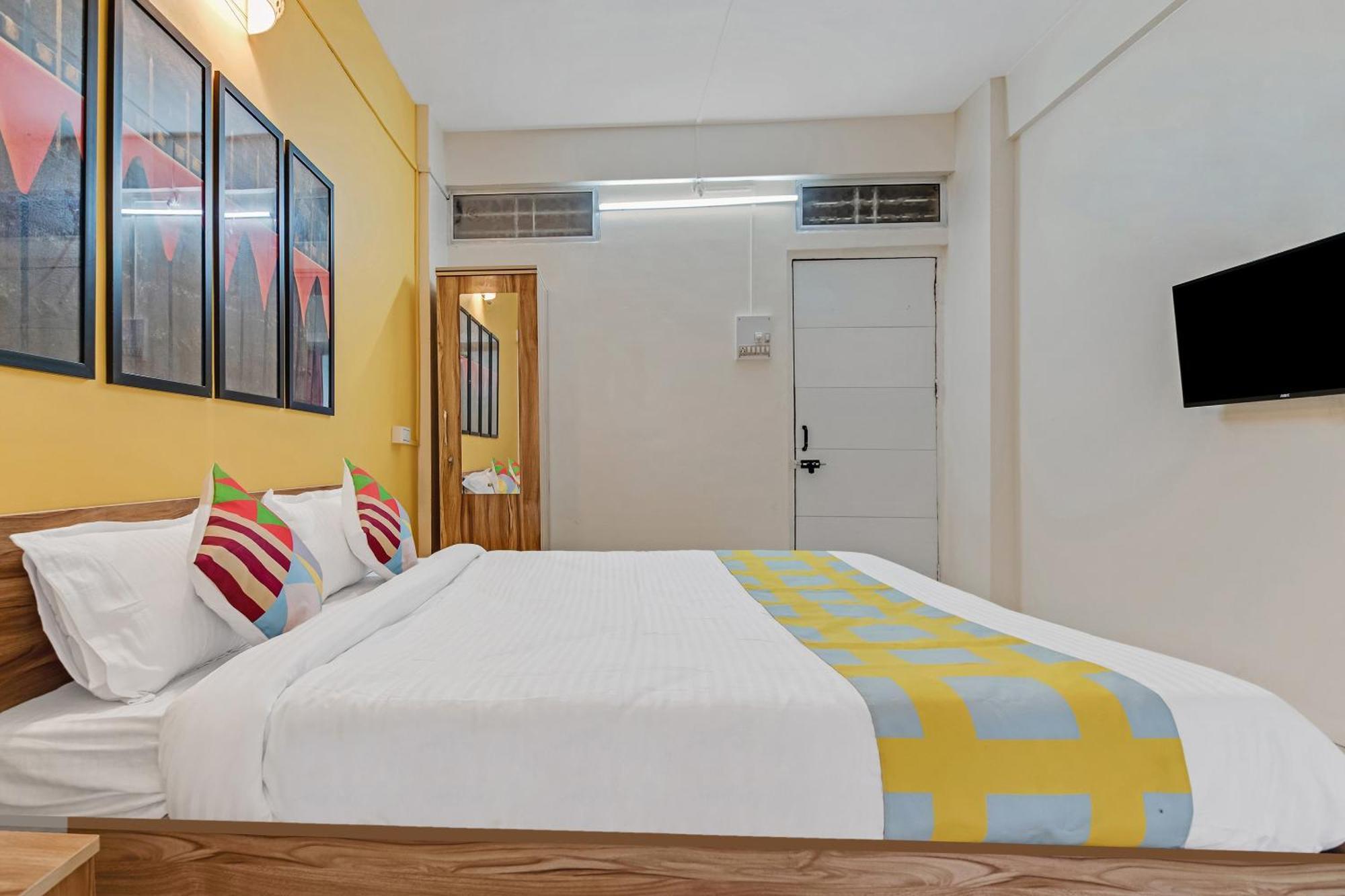 Super Hotel O Saraswati Niwas Vadgaon Budruk Pune Dış mekan fotoğraf